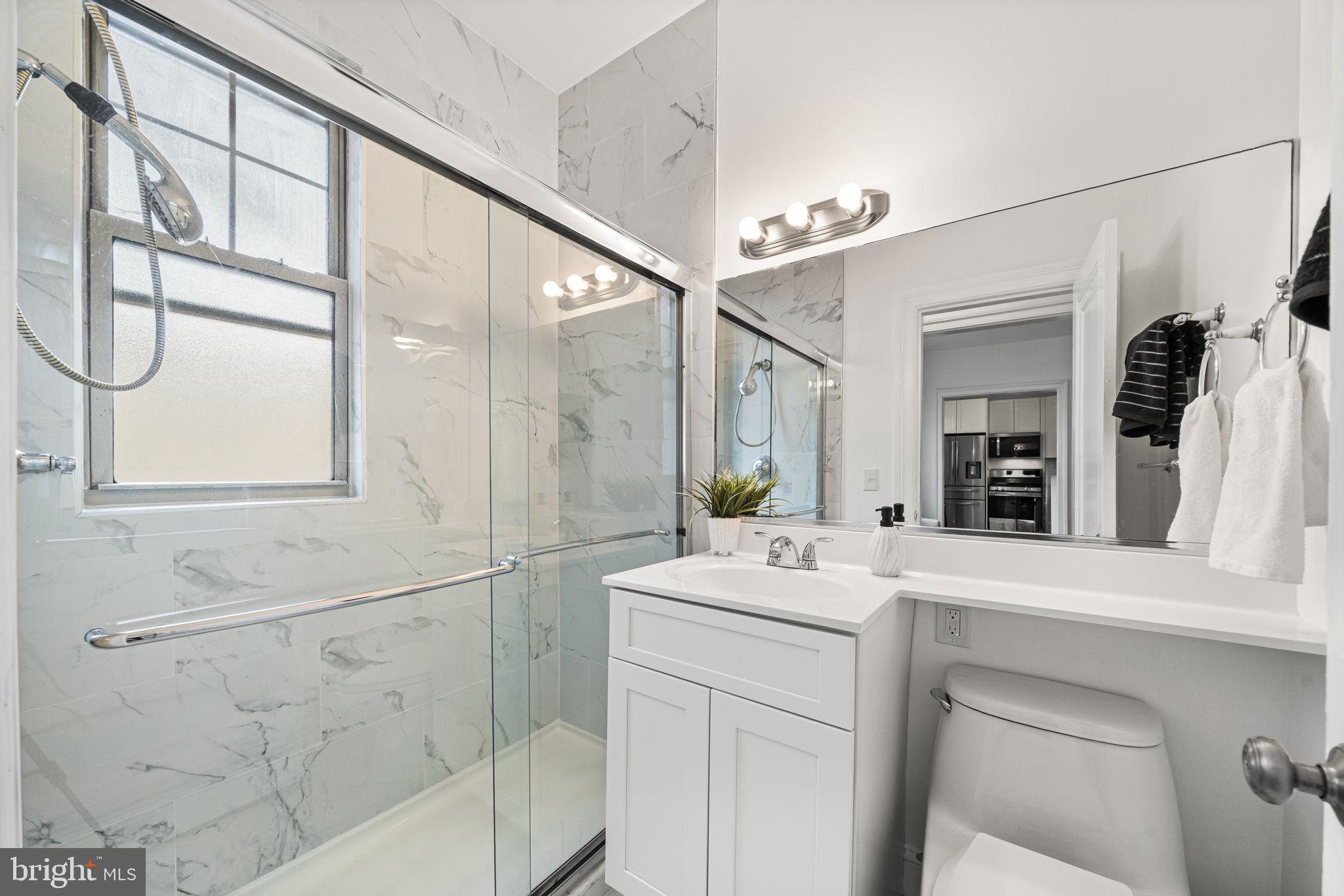 105 6TH STREET SE 205