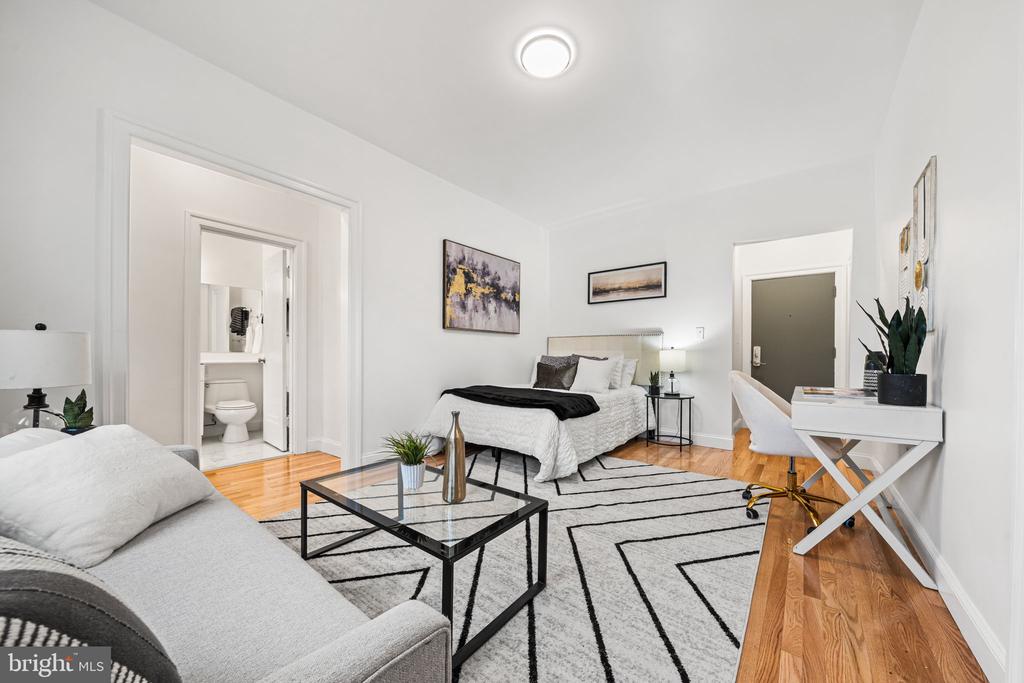 105 6TH STREET SE 205