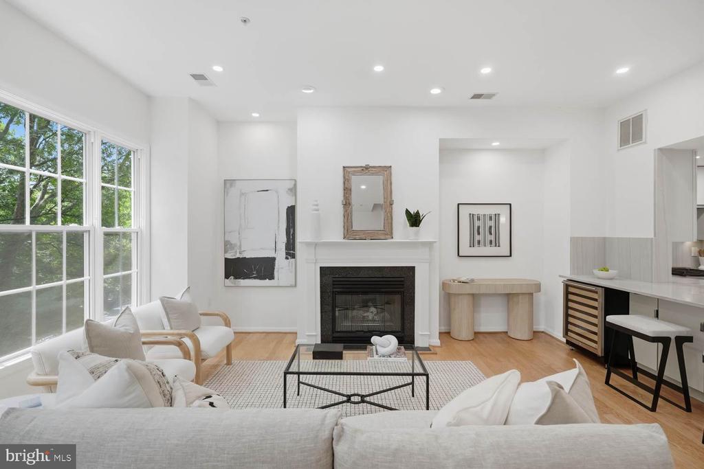 1935 BELMONT ROAD NW Unit: 1122