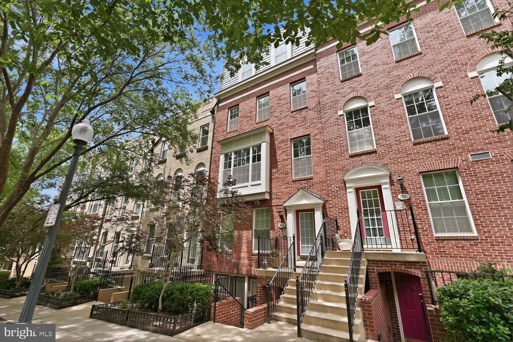 1935 BELMONT ROAD NW Unit: 1122