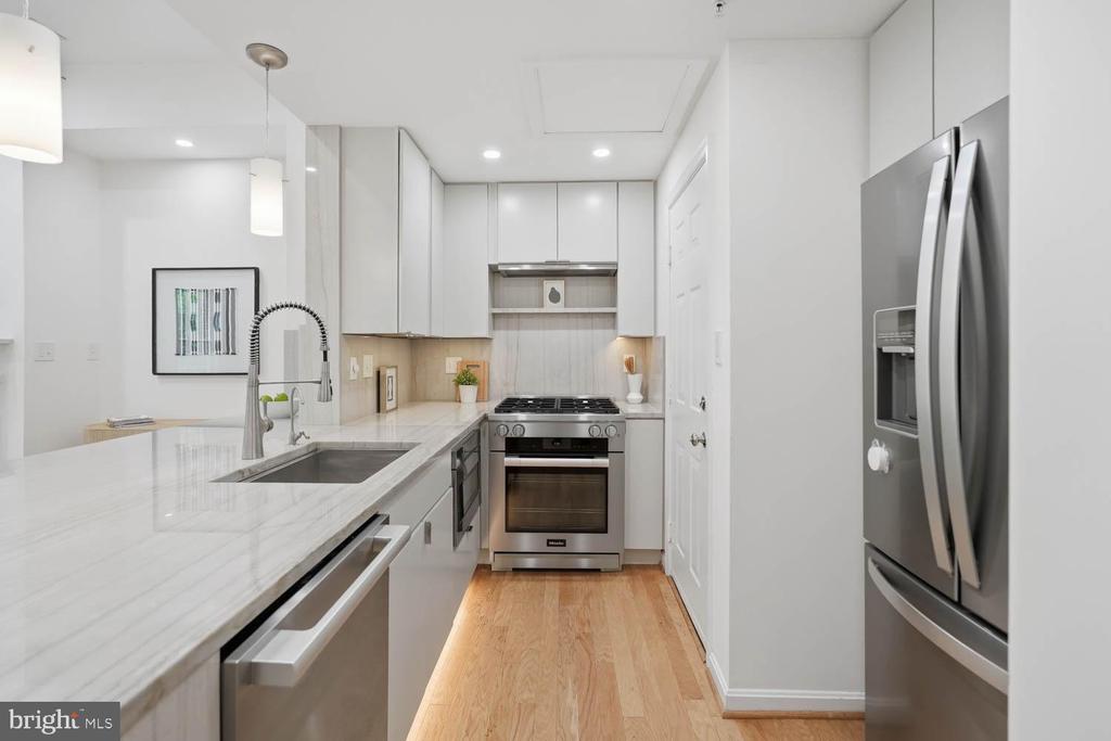 1935 BELMONT ROAD NW Unit: 1122