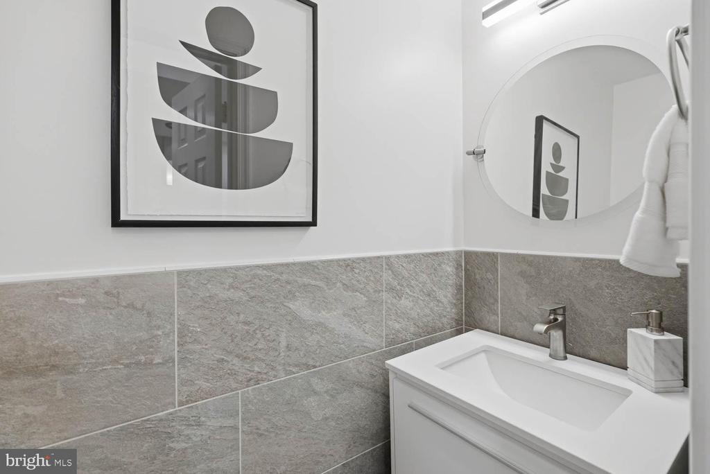 1935 BELMONT ROAD NW Unit: 1122