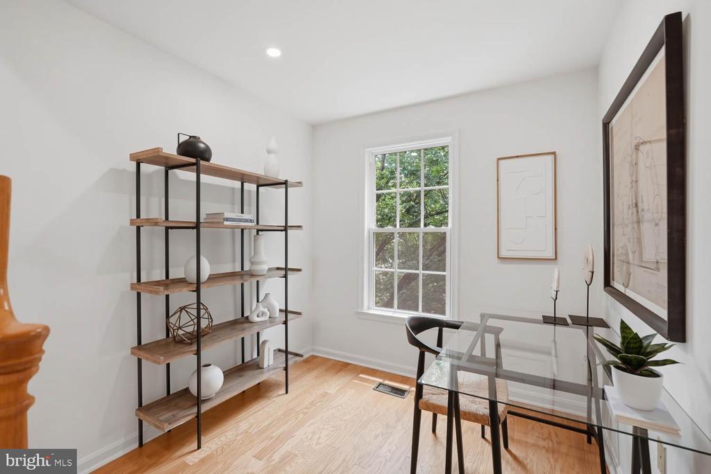 1935 BELMONT ROAD NW Unit: 1122