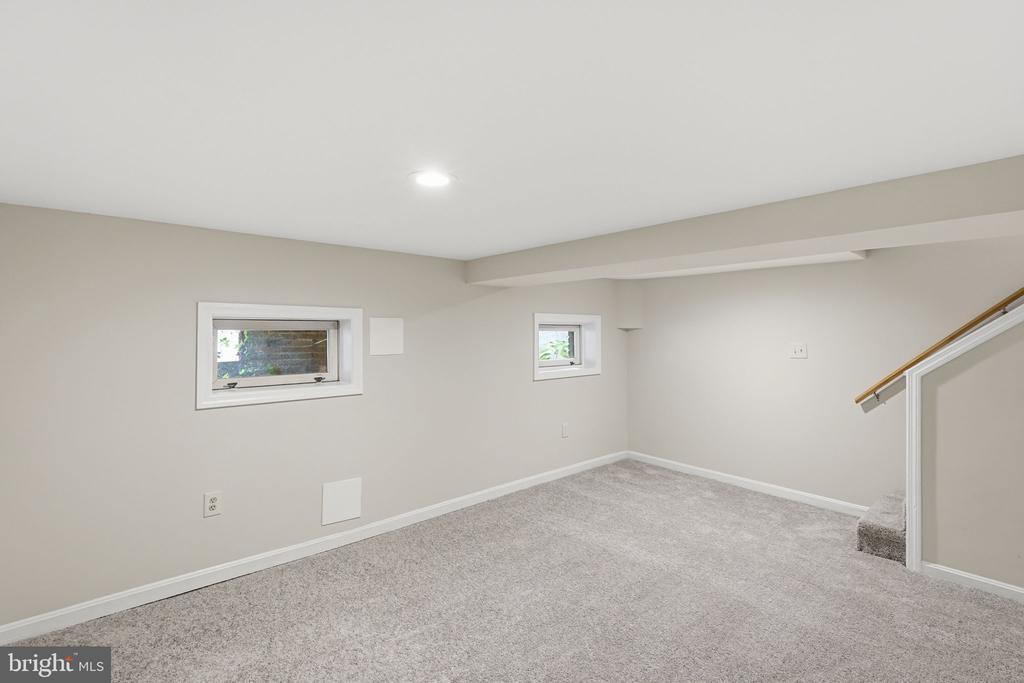 2320 NORTH CAPITOL STREET NW
