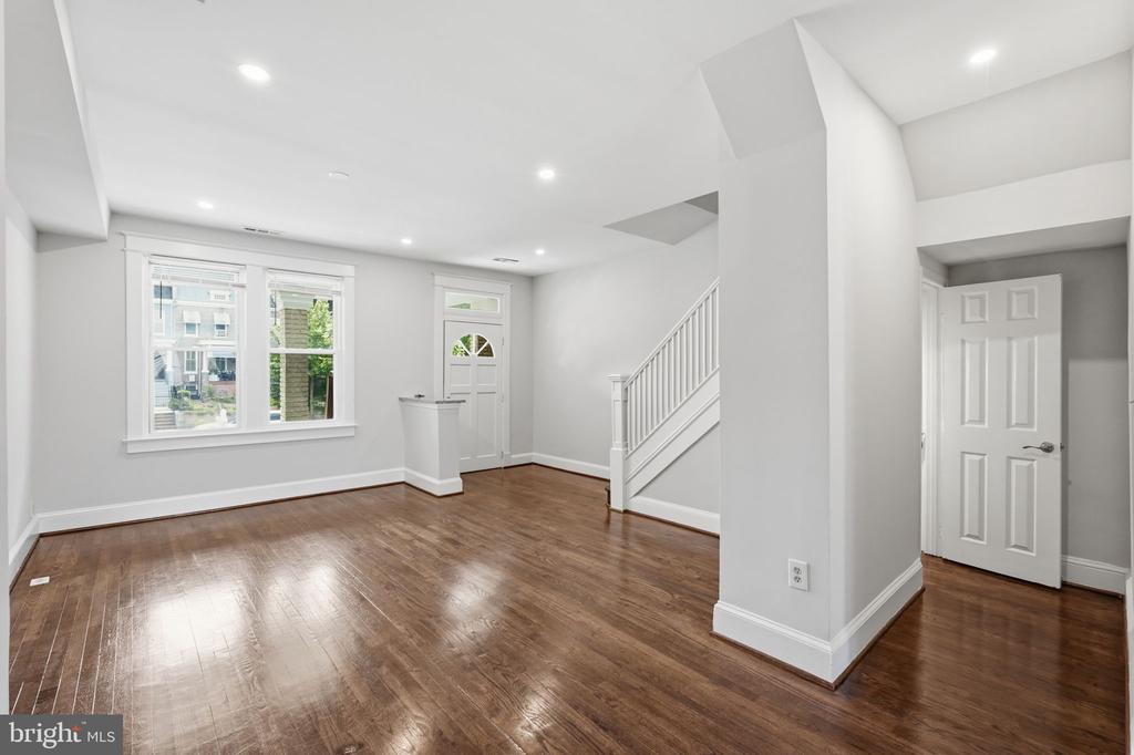 2320 NORTH CAPITOL STREET NW