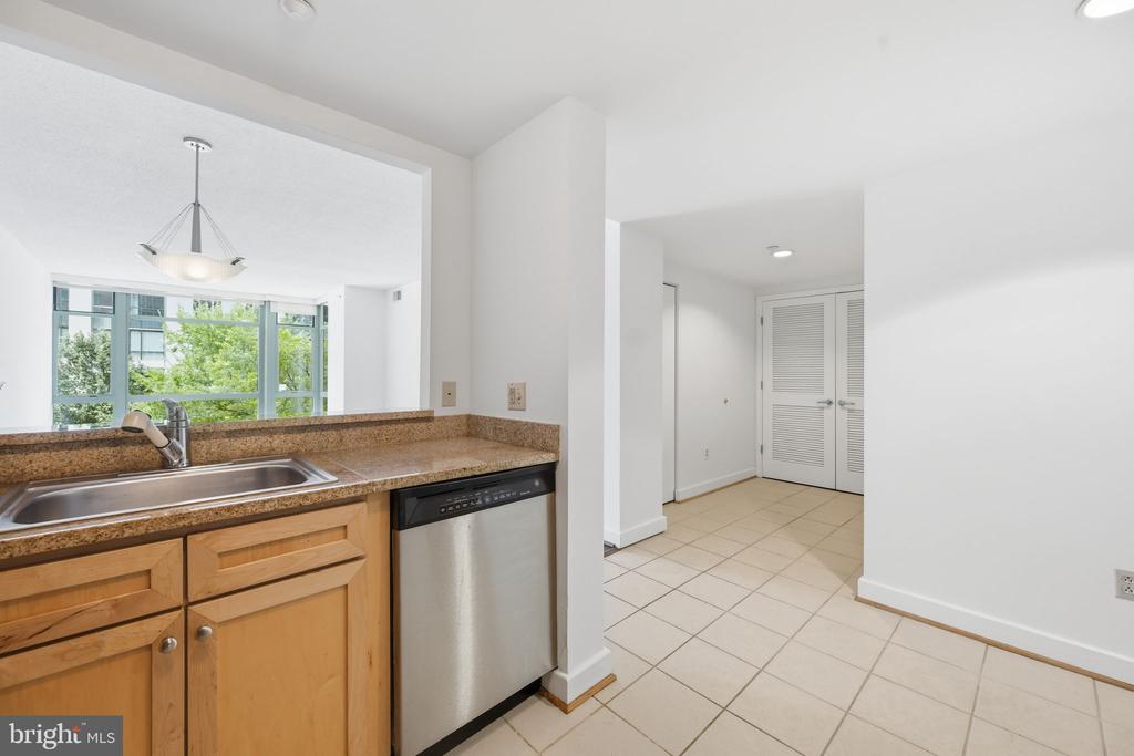 1150 K STREET NW Unit: 404