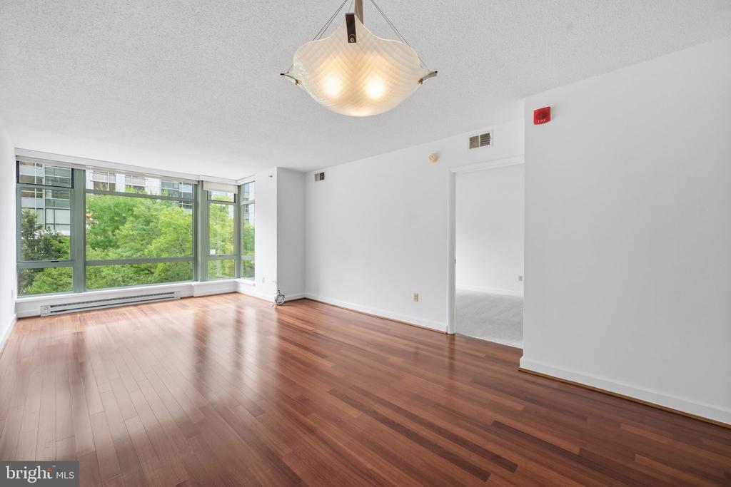 1150 K STREET NW Unit: 404
