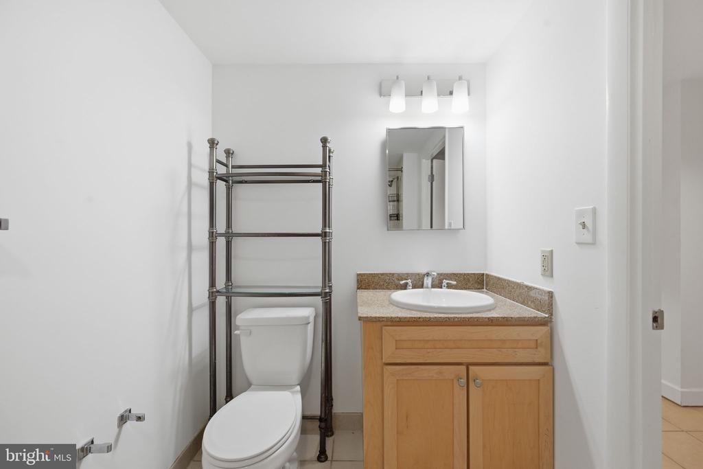 1150 K STREET NW Unit: 404