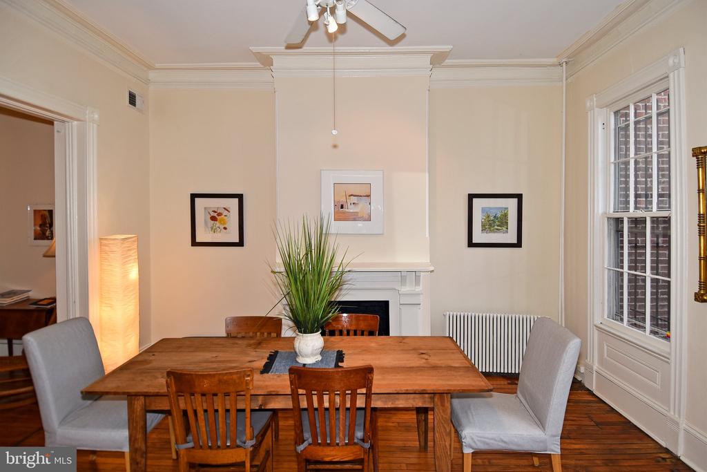 617 Q STREET NW Unit: A