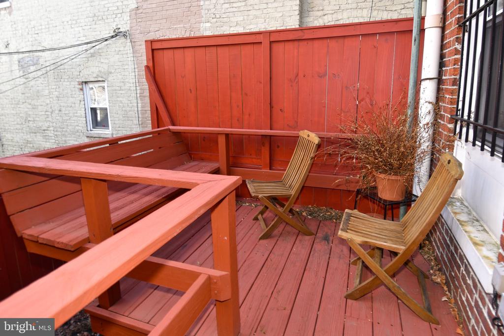 617 Q STREET NW Unit: A