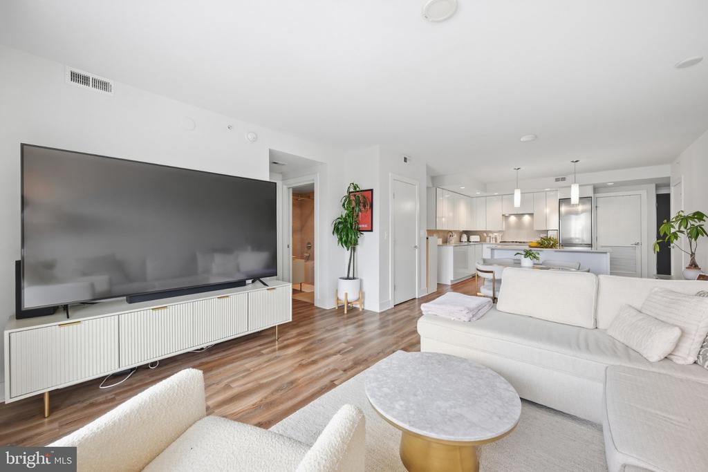 1311 13TH STREET NW Unit: 406