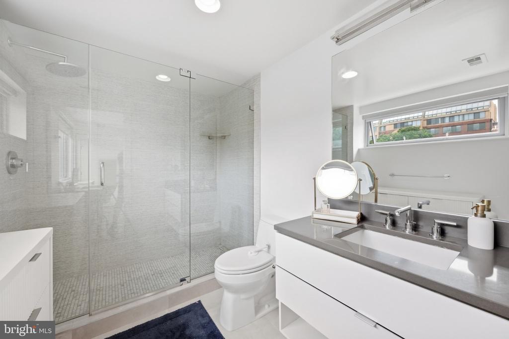 1311 13TH STREET NW Unit: 406