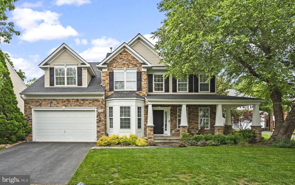 818 Northridge Way