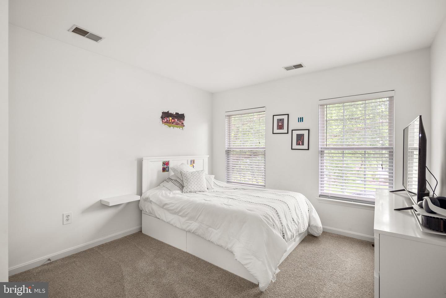 818 Northridge Way