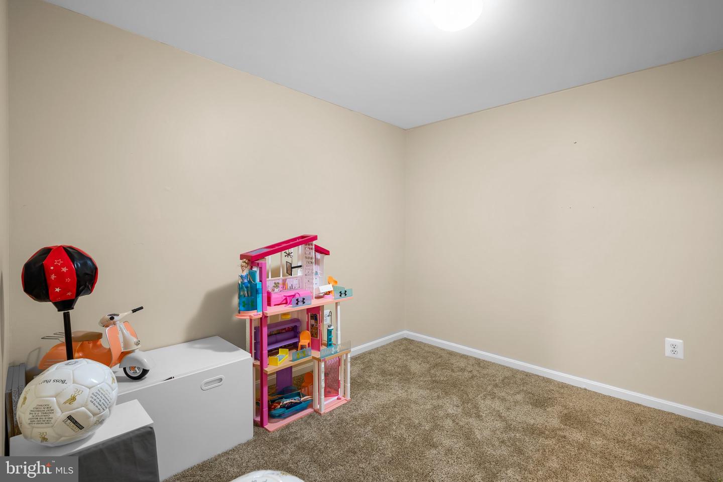 818 Northridge Way