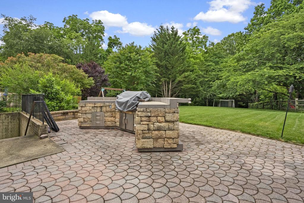 818 Northridge Way