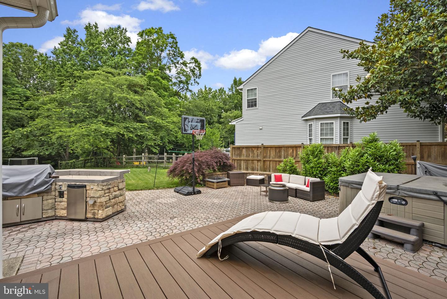 818 Northridge Way