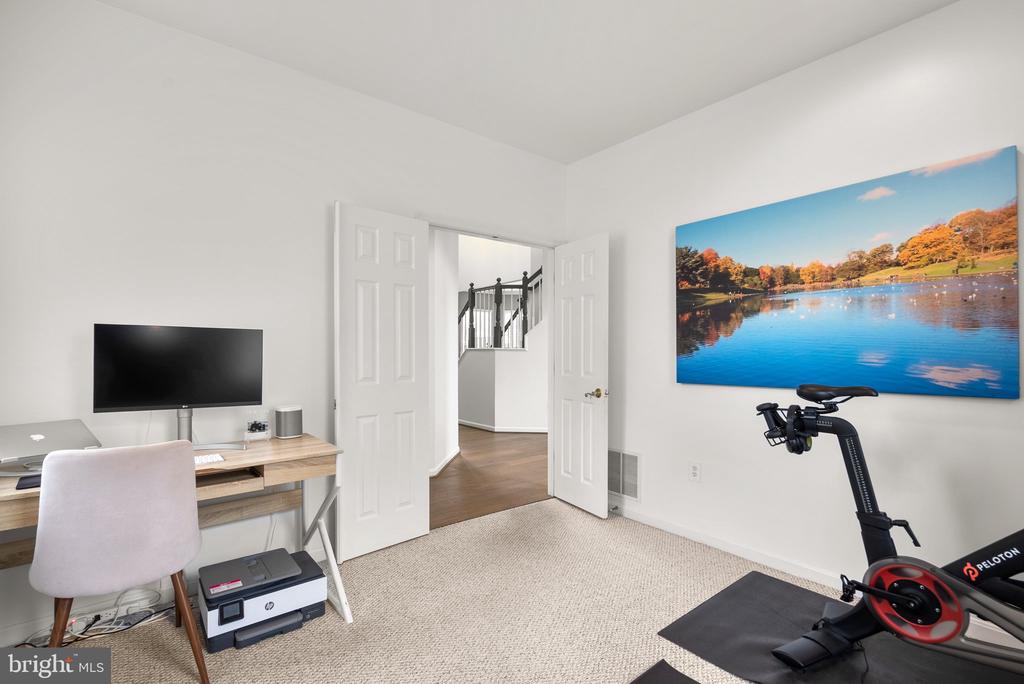 818 Northridge Way