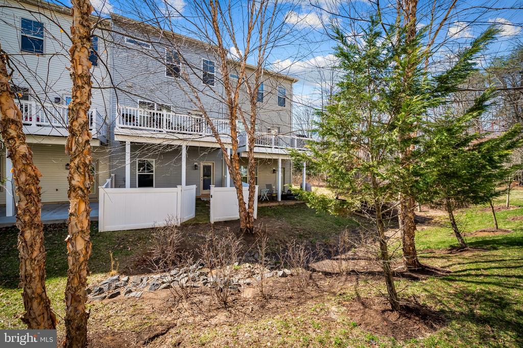 220 TANNER LN