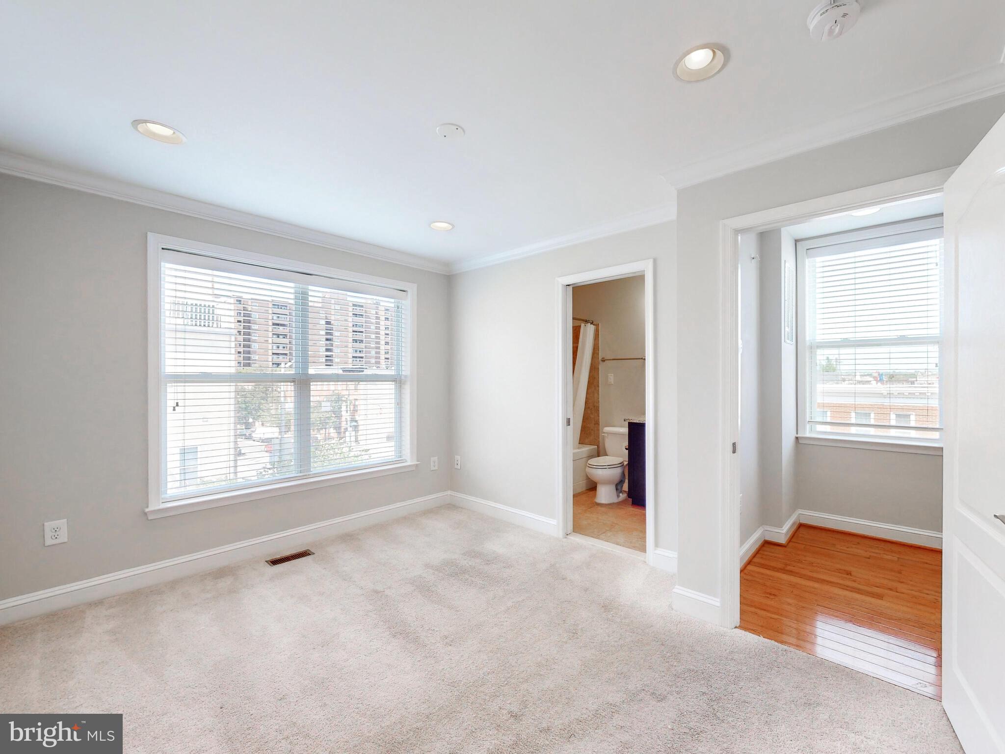 144 N Duncan St