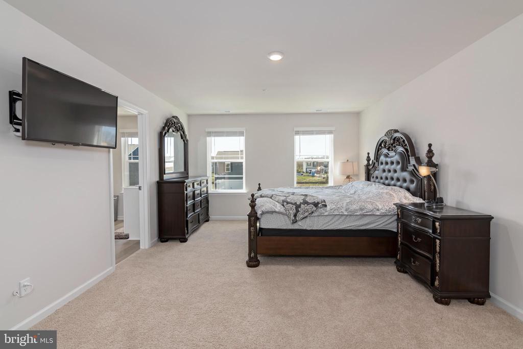 387 Robbins Farm Rd