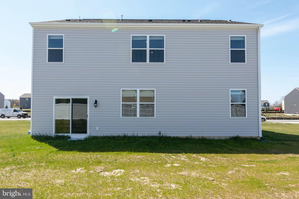 387 Robbins Farm Rd