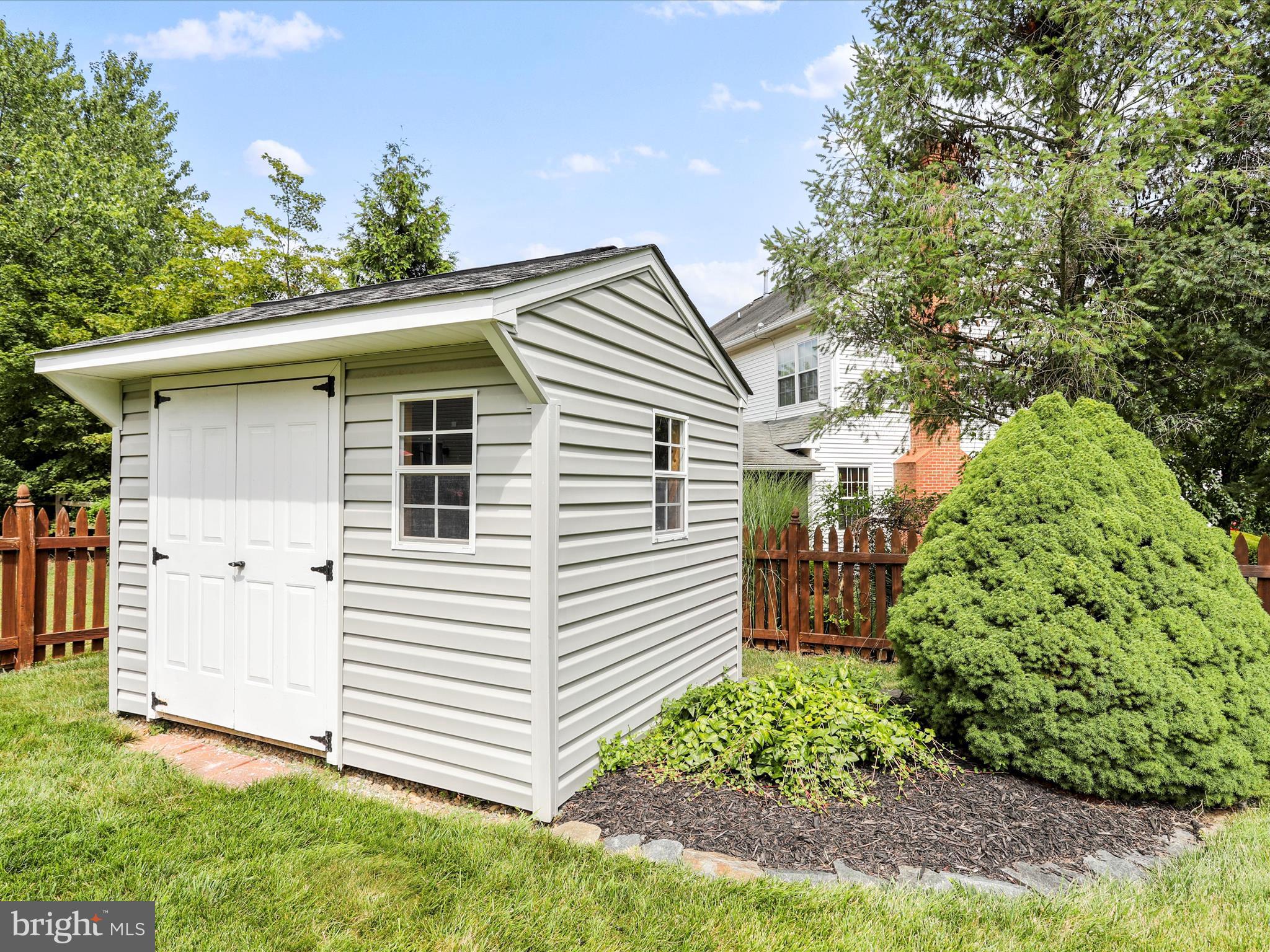5303 Coronet Ct