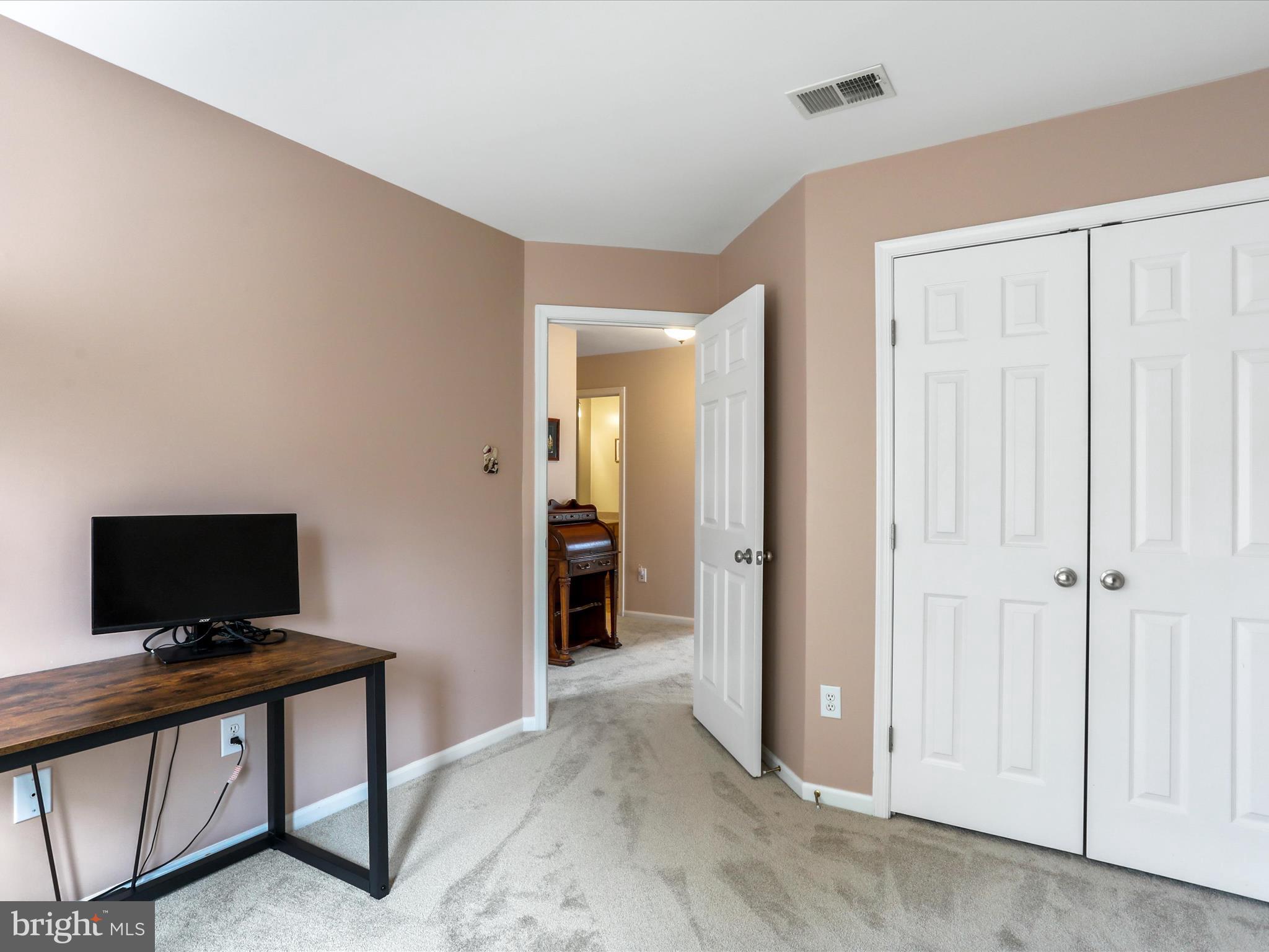 5303 Coronet Ct
