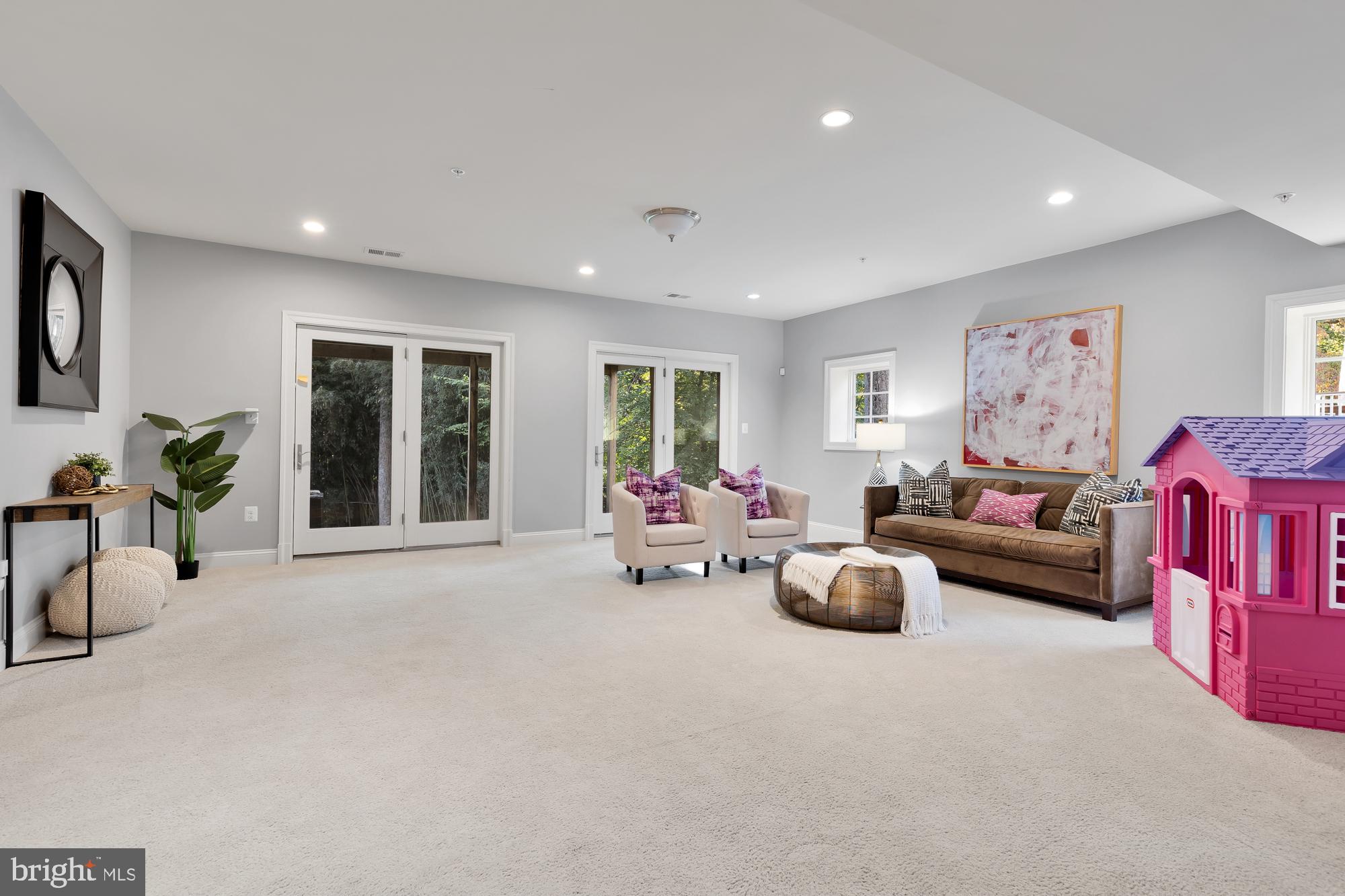 7904 CARTERET ROAD