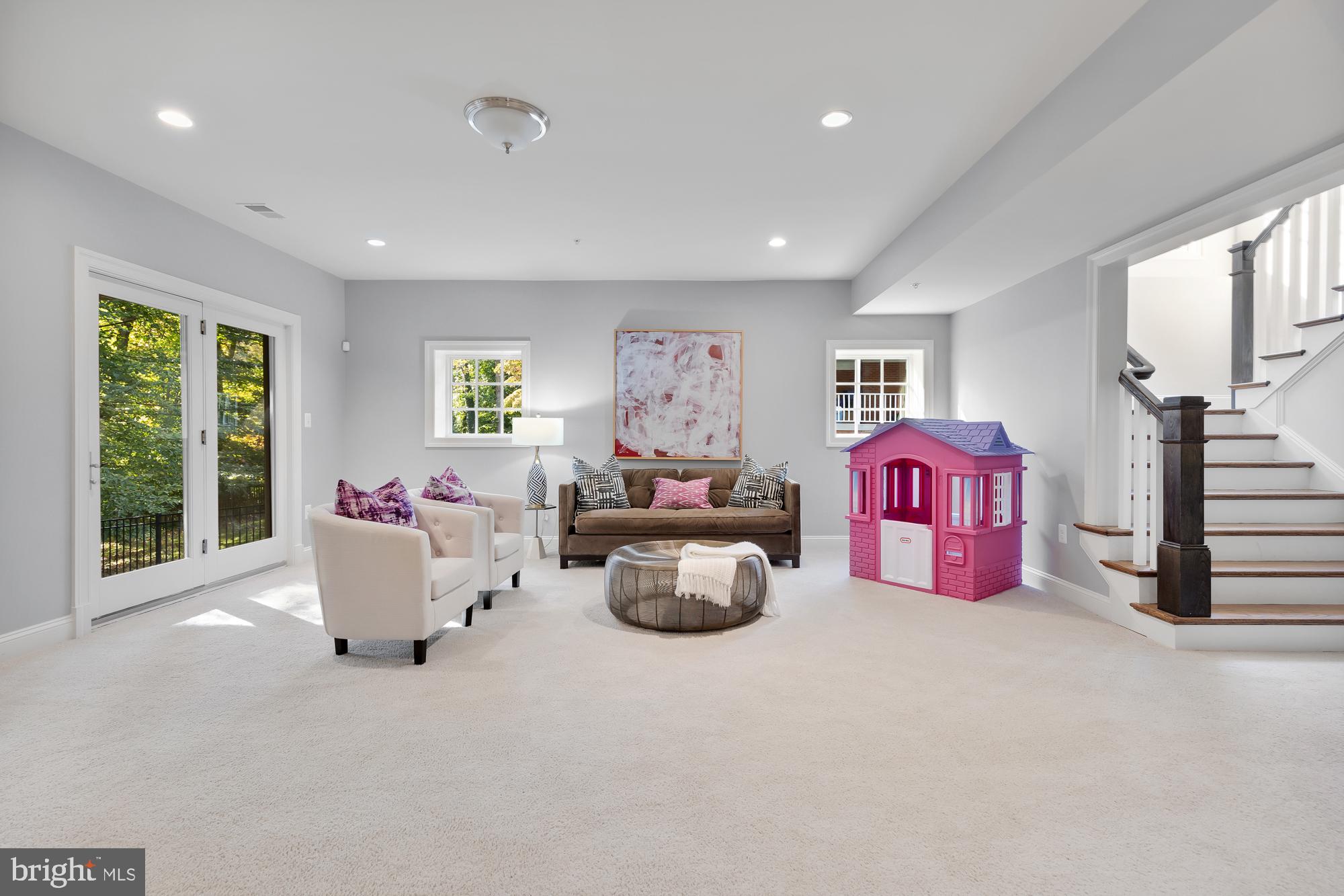 7904 CARTERET ROAD