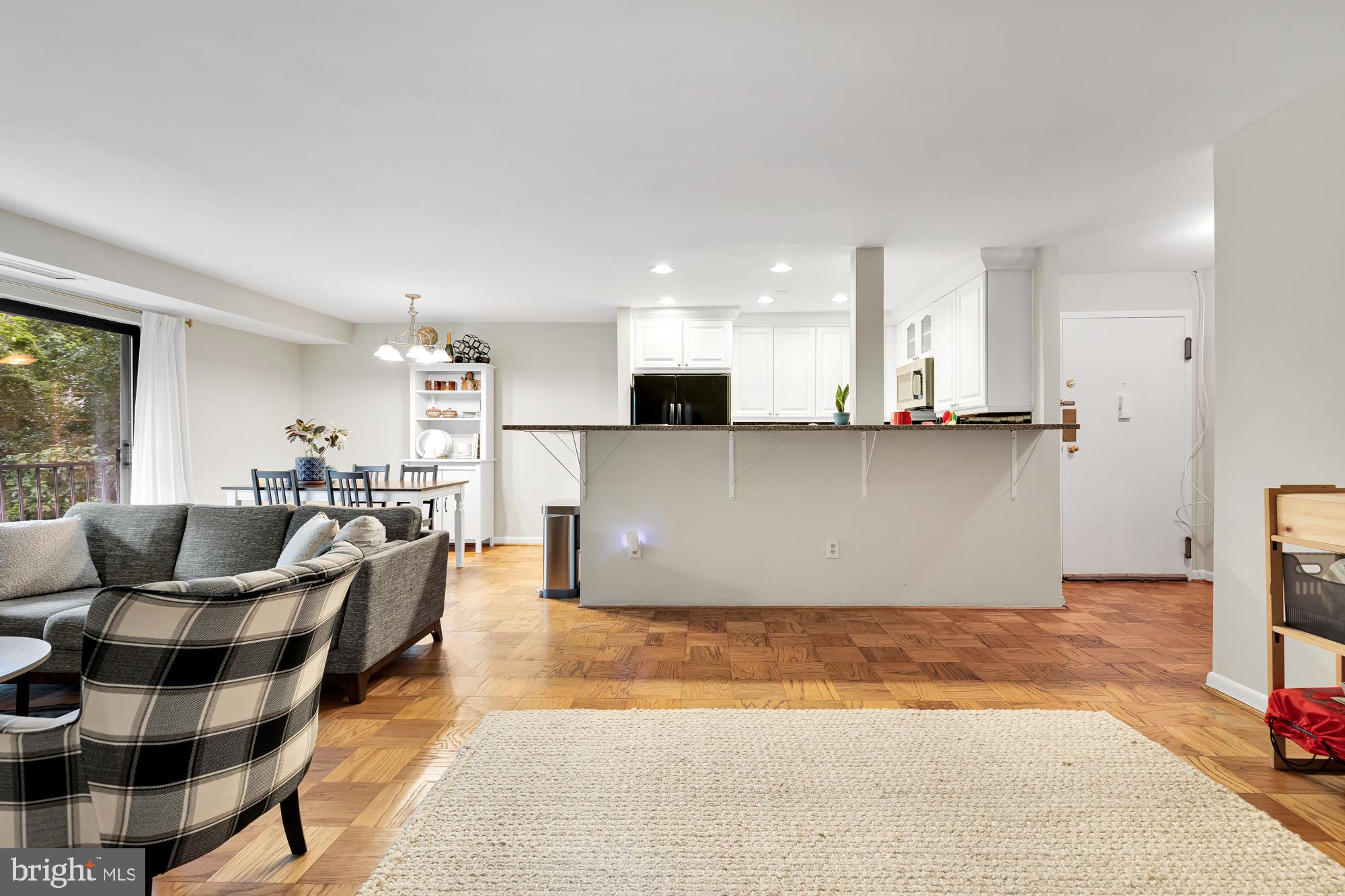 575 THAYER AVENUE Unit: 205