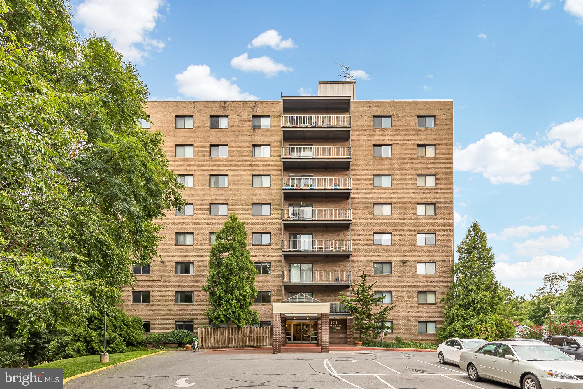 575 THAYER AVENUE Unit: 205