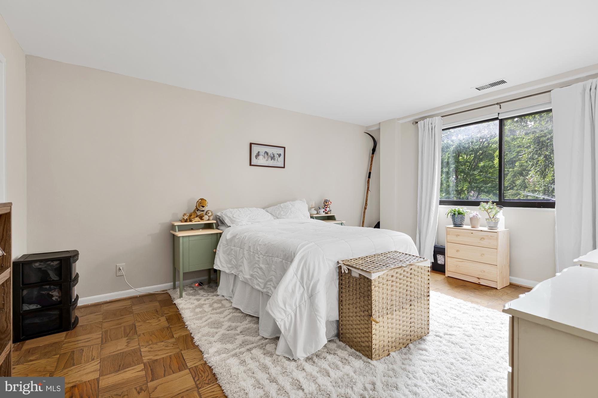 575 THAYER AVENUE Unit: 205