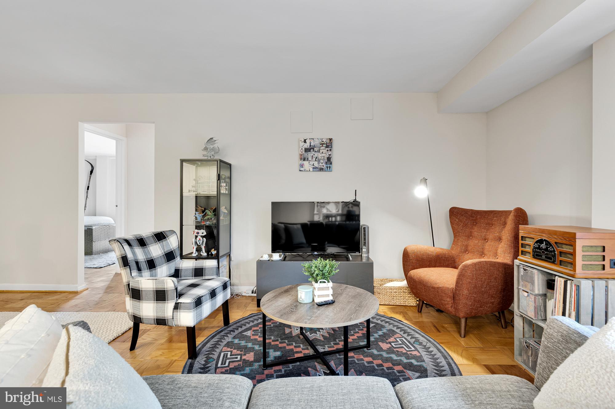 575 THAYER AVENUE Unit: 205