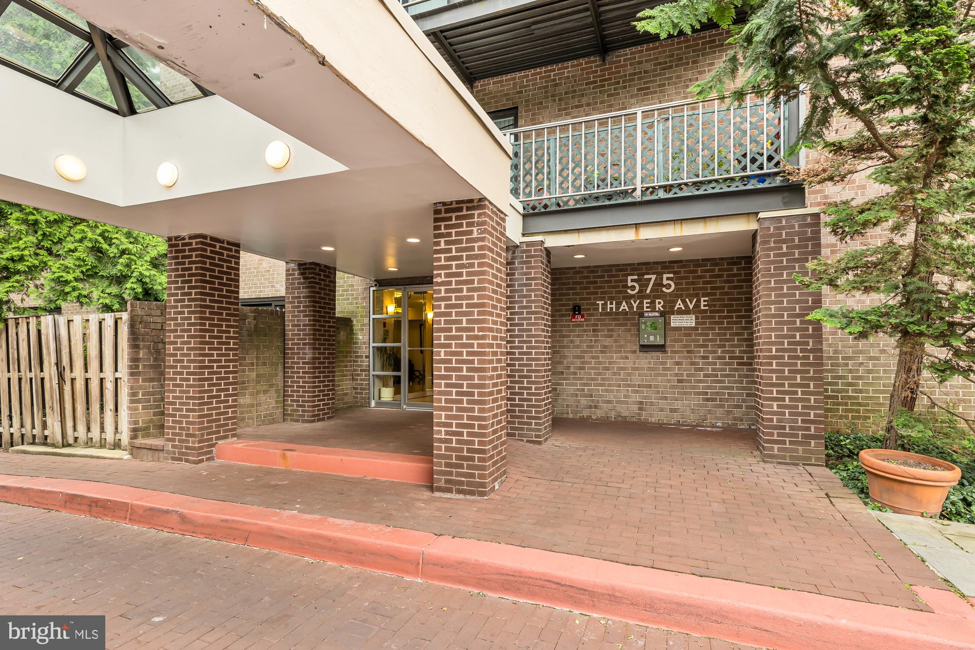 575 THAYER AVENUE Unit: 205