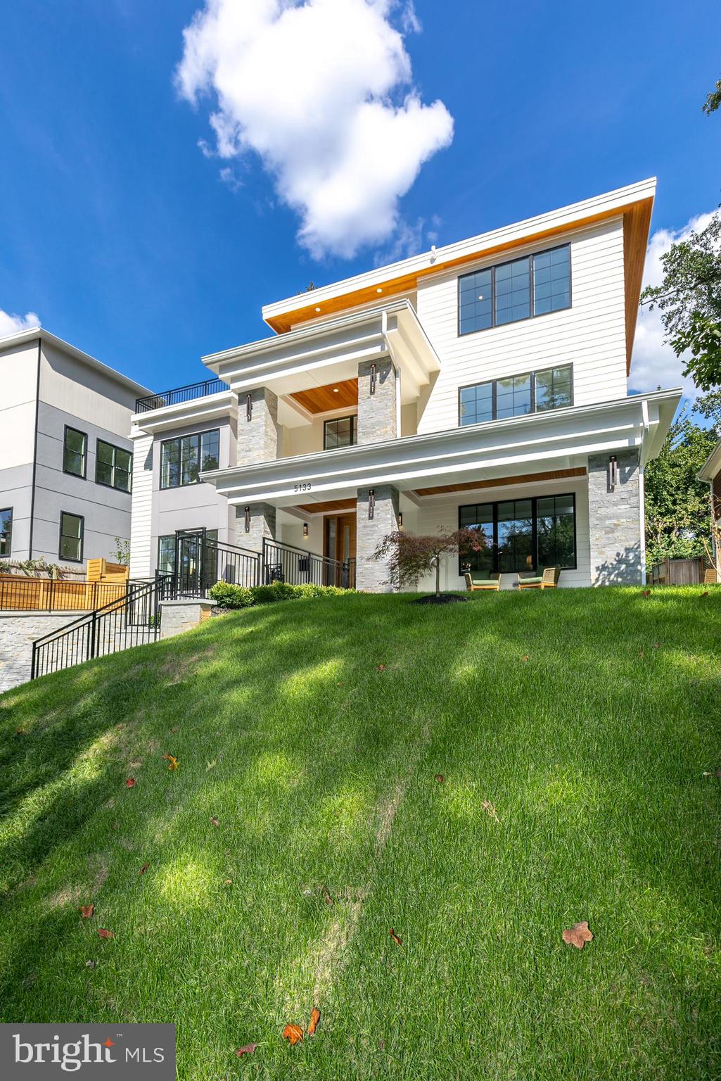 5133 Wissioming ROAD