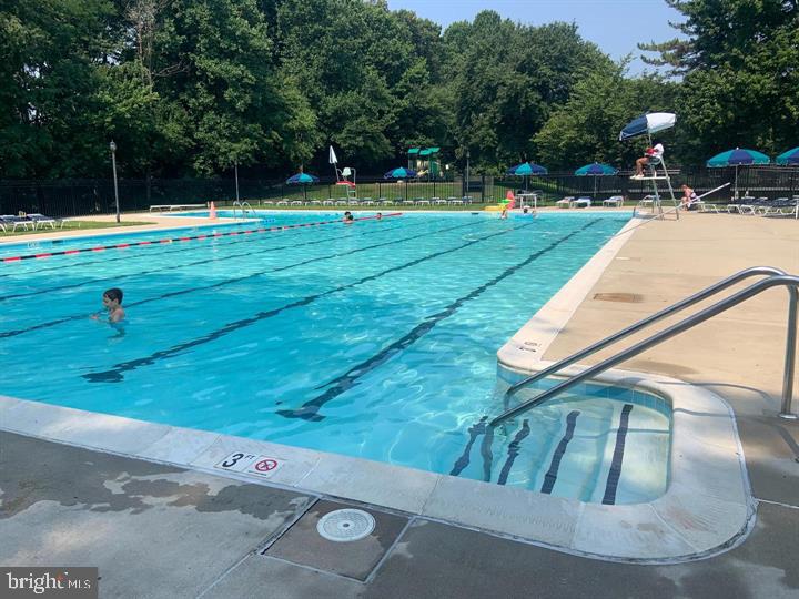 20408 Shore Harbour DRIVE Unit: 5-B