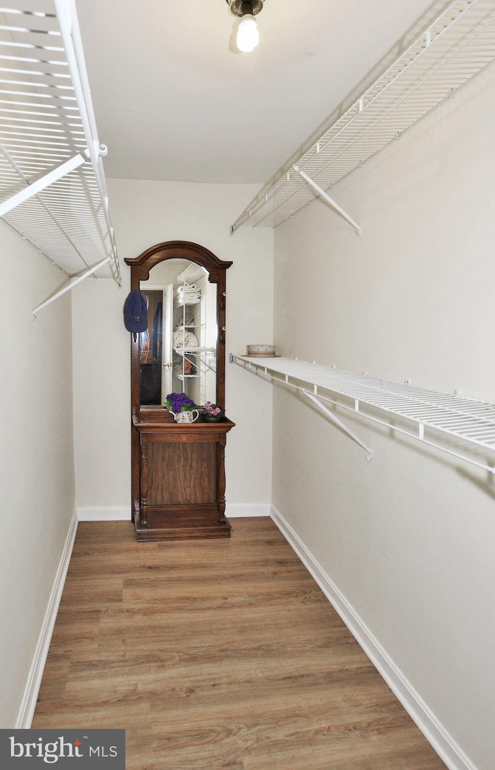 20408 Shore Harbour DRIVE Unit: 5-B