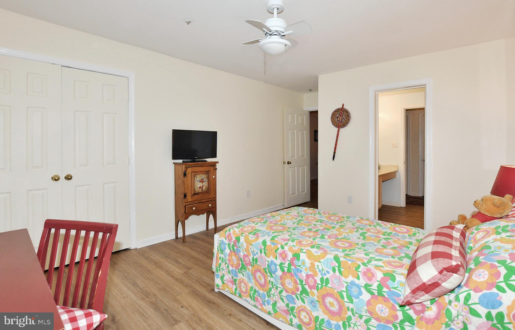 20408 Shore Harbour DRIVE Unit: 5-B