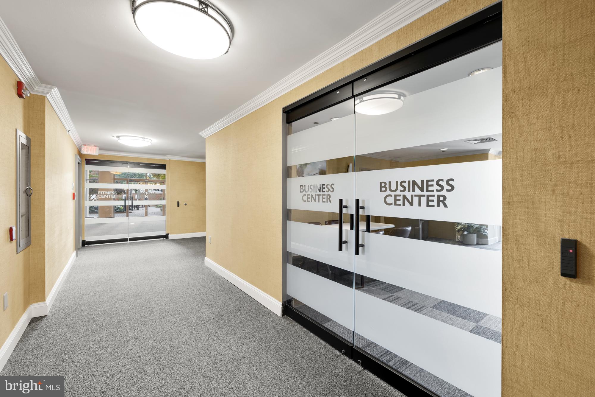 10101 Grosvenor PLACE Unit: 716