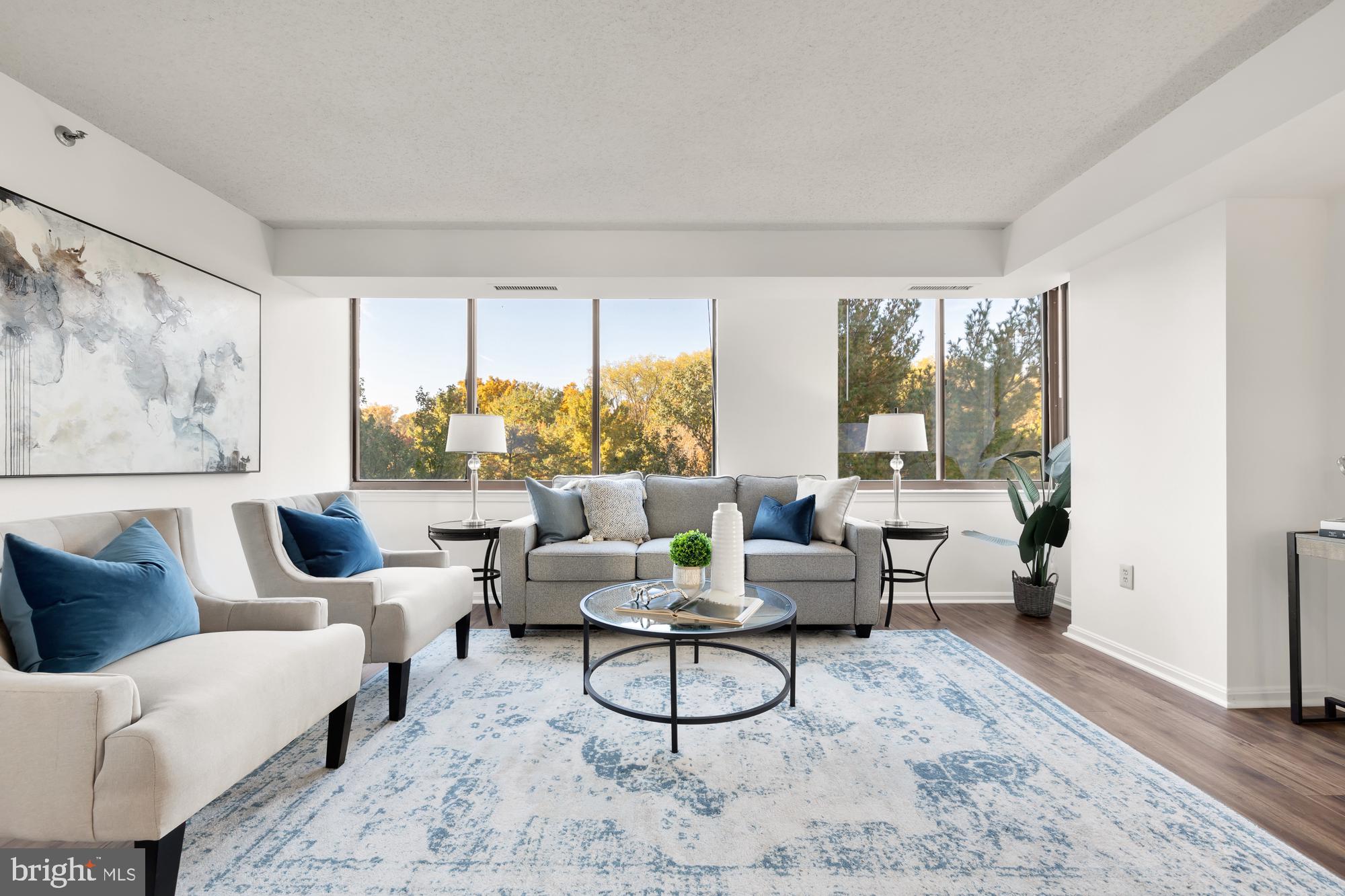 10101 Grosvenor PLACE Unit: 716