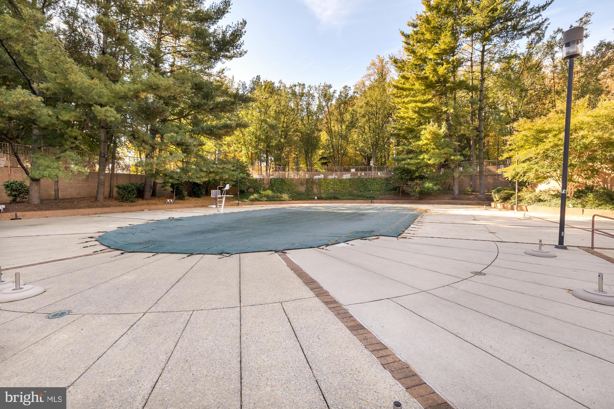 10101 Grosvenor PLACE Unit: 716
