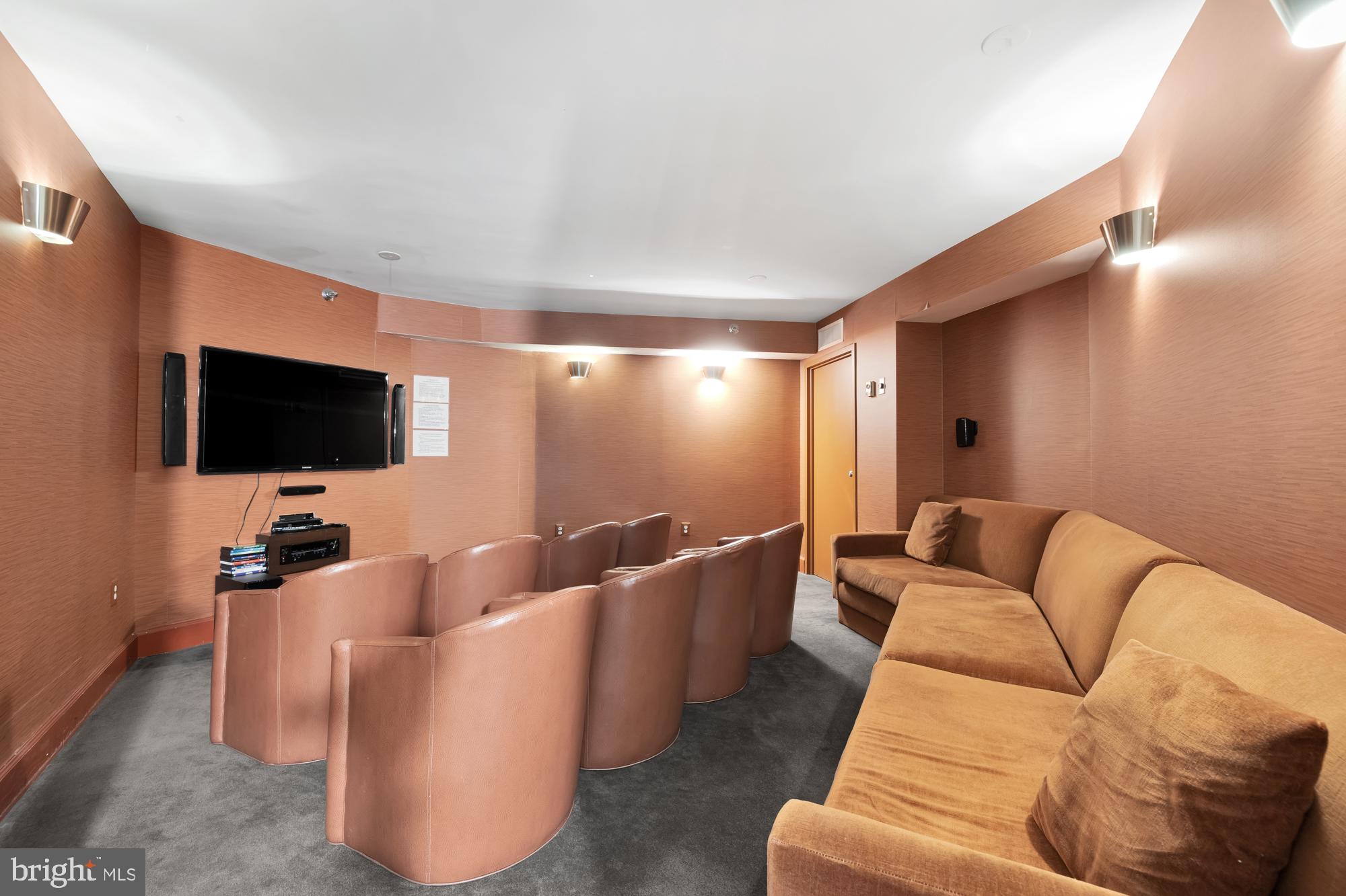 10101 Grosvenor PLACE Unit: 716