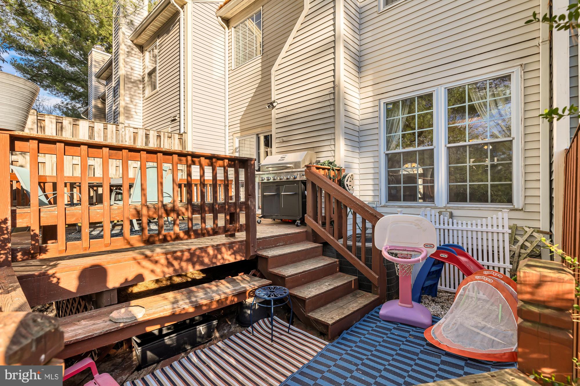 18352 Hallmark COURT