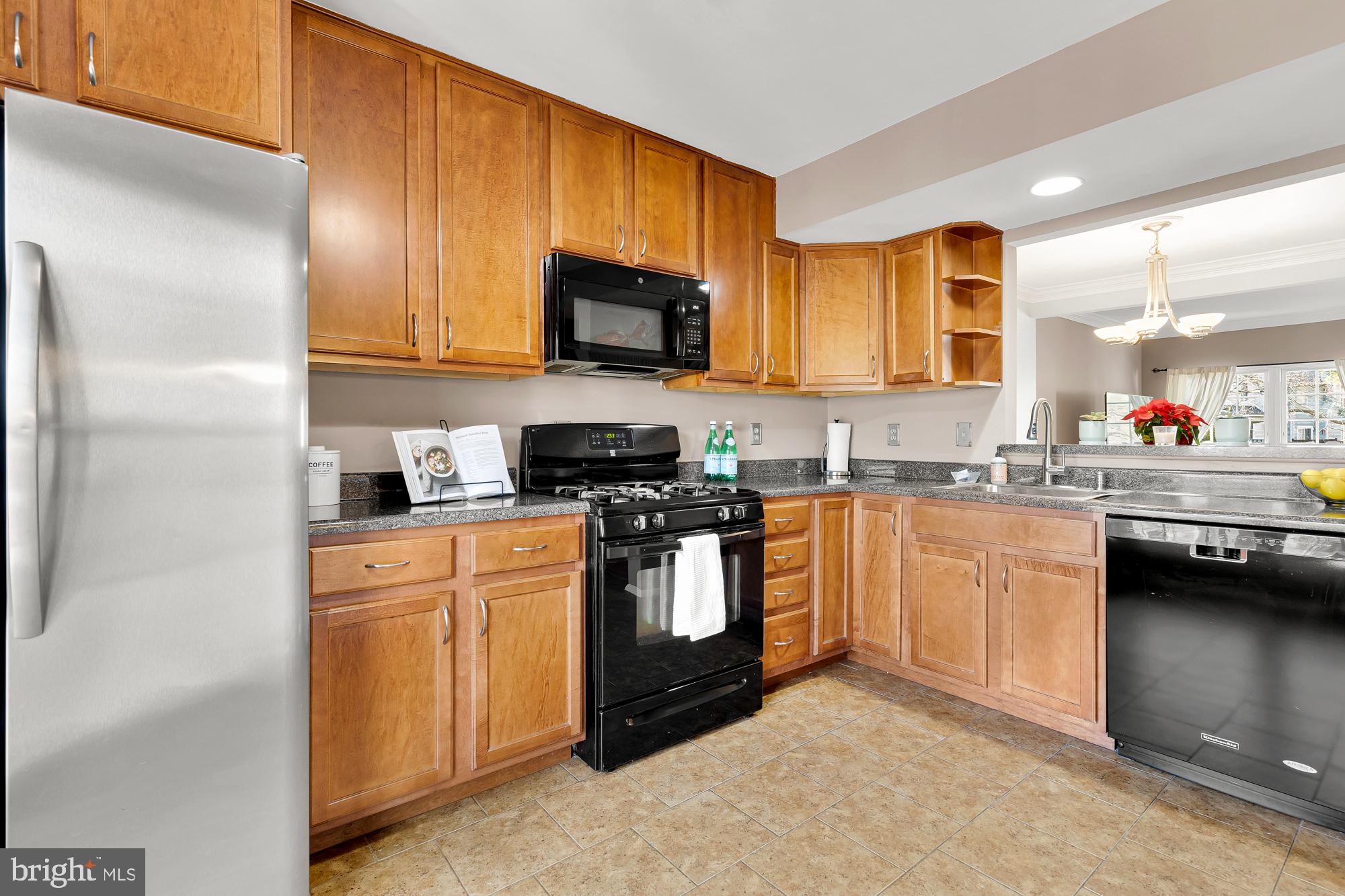 18352 Hallmark COURT