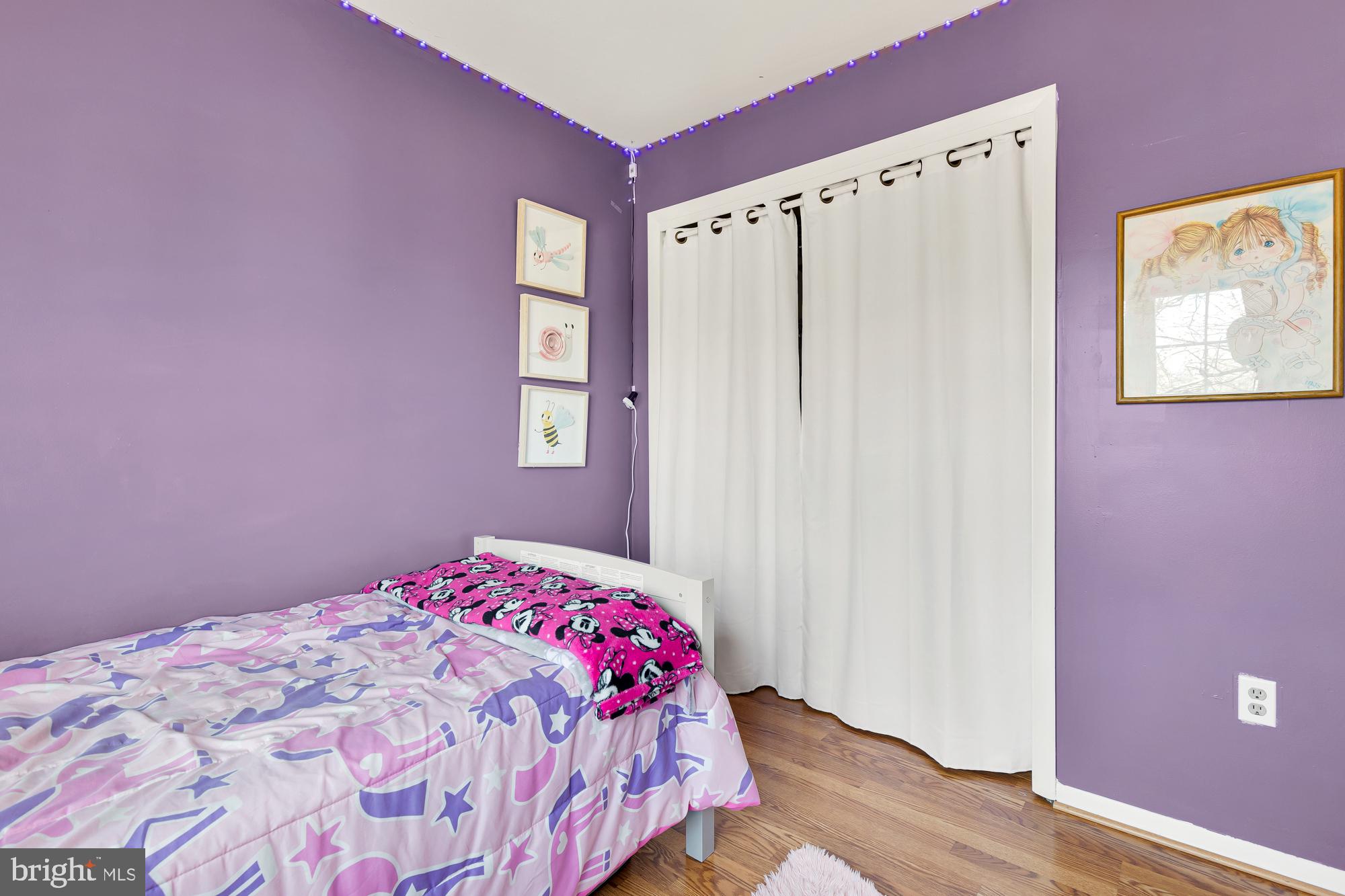 18352 Hallmark COURT