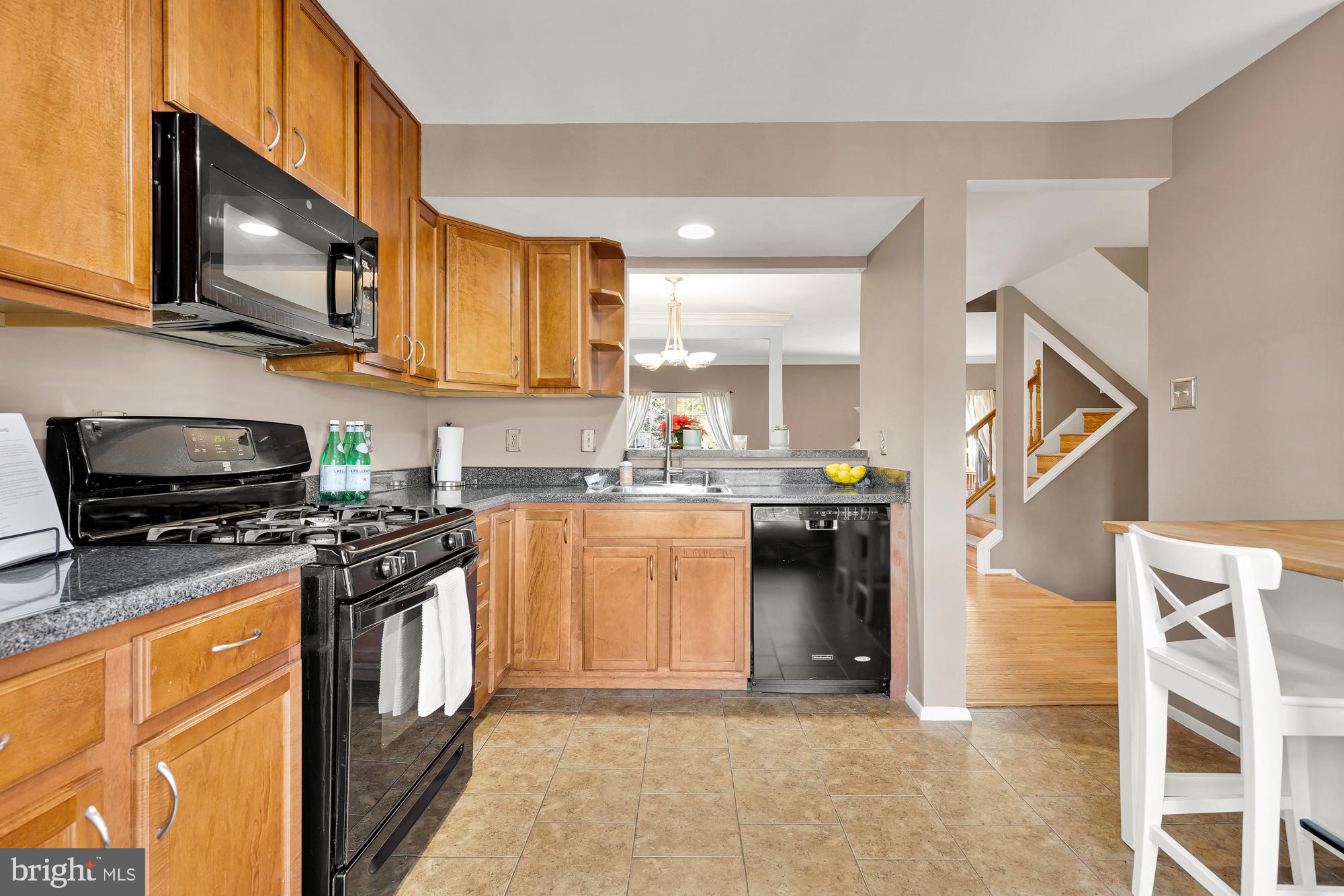 18352 Hallmark COURT