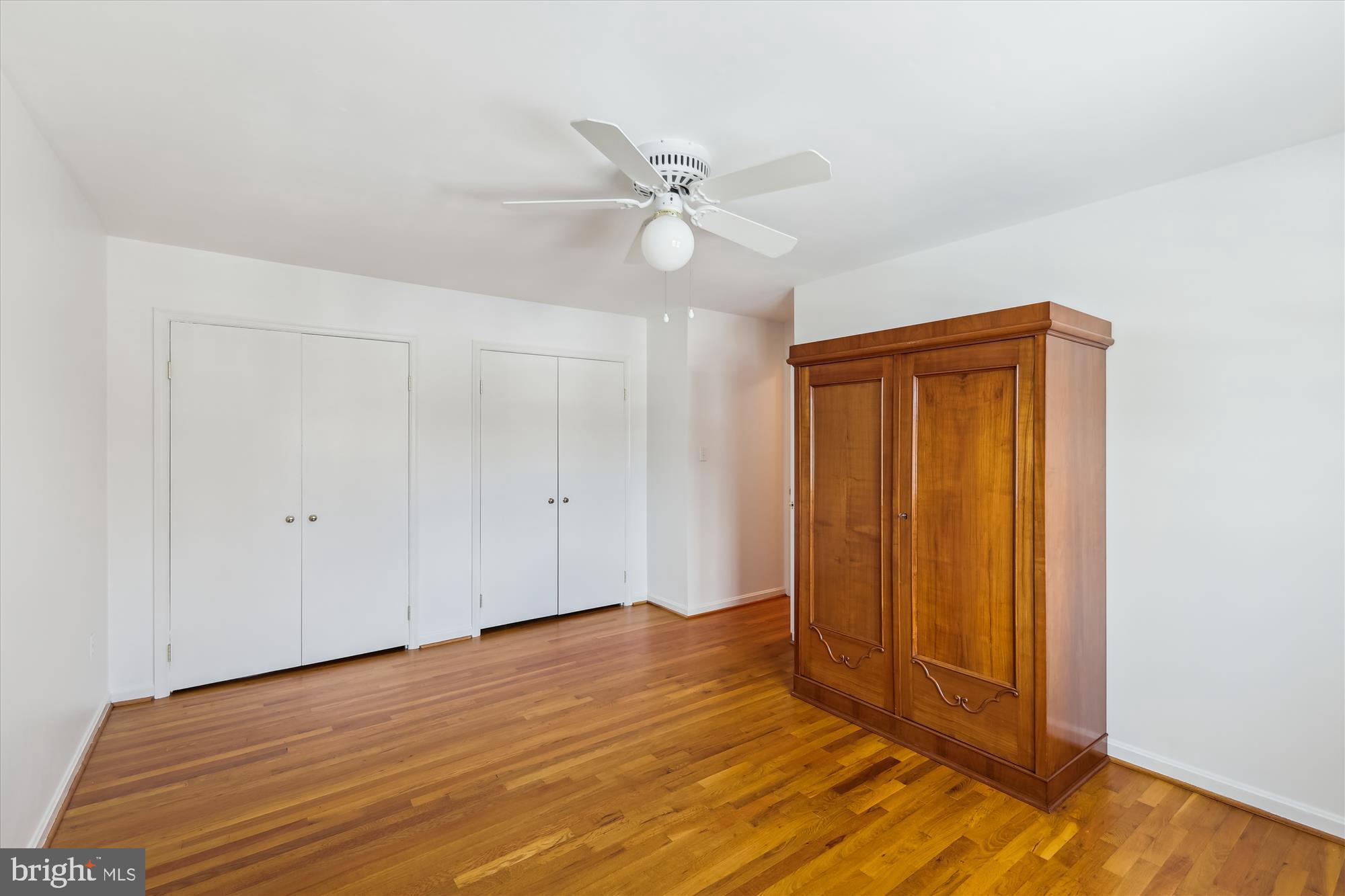 15120 Centergate Dr