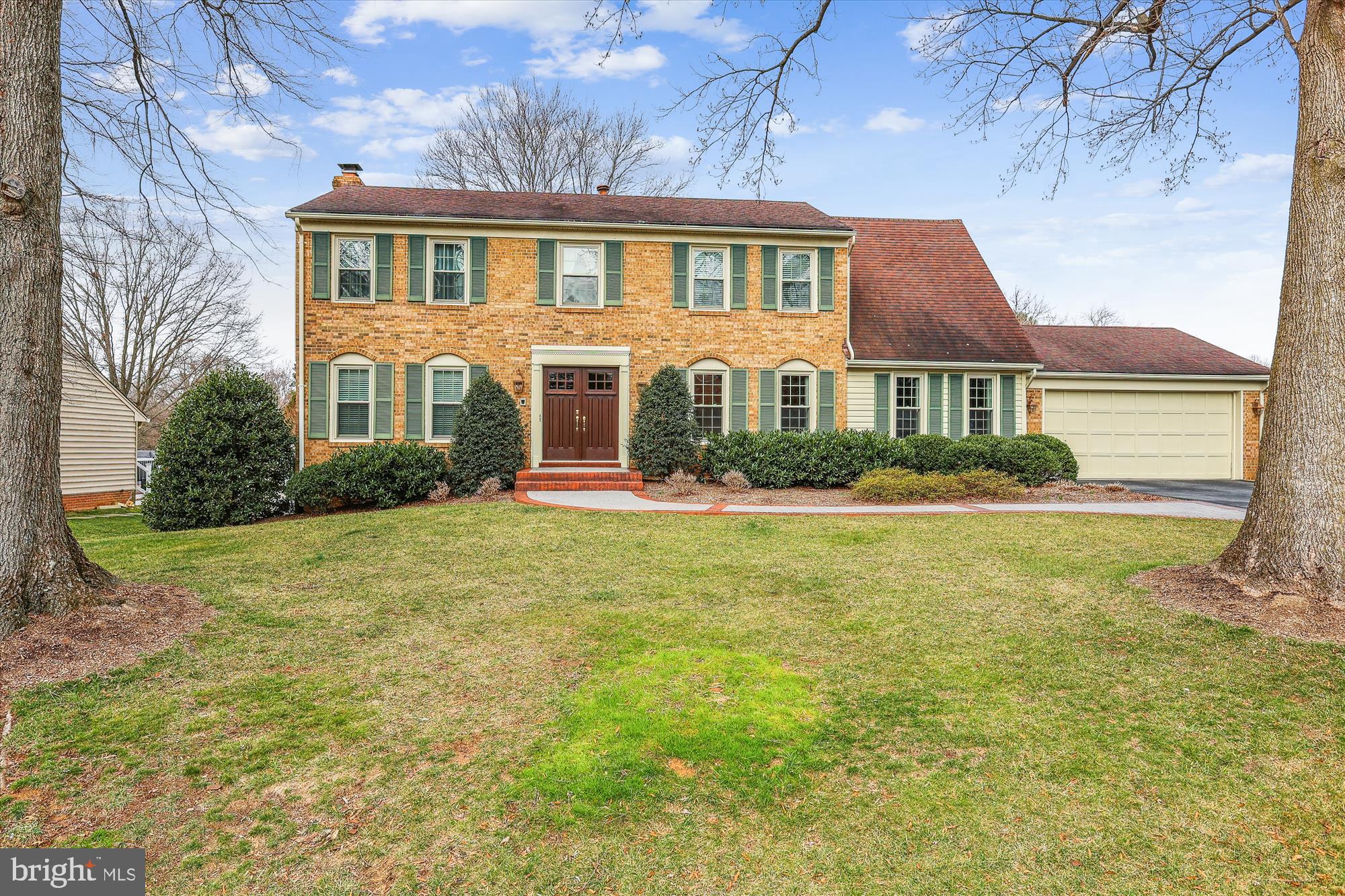 15120 Centergate Dr