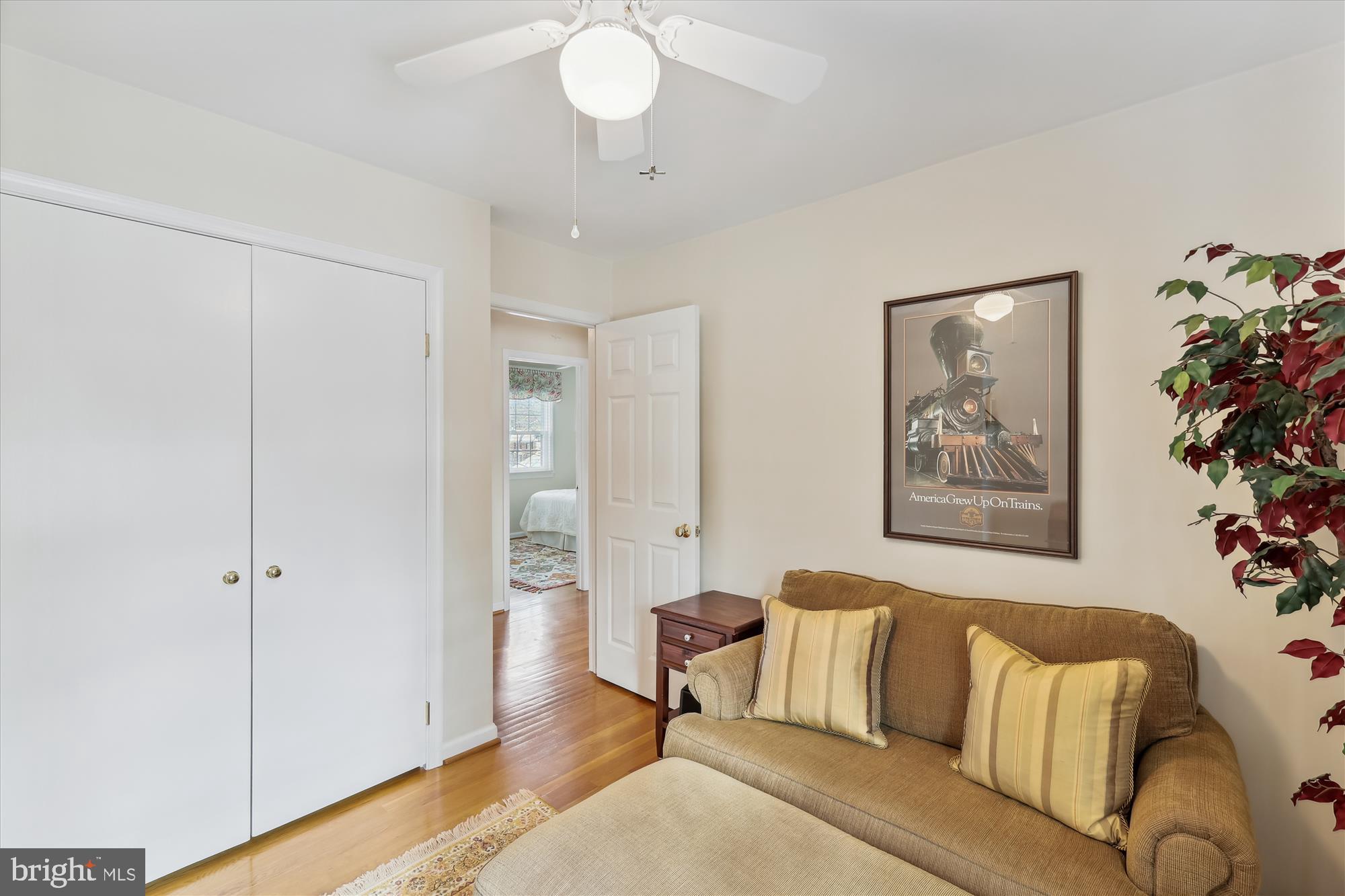 15120 Centergate Dr